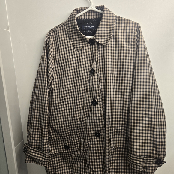 Jones New York Tan and Black Checkered Jacket - Picture 2 of 5